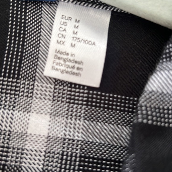 Mens Black/White checkered Button down shirt - Picture 3 of 5